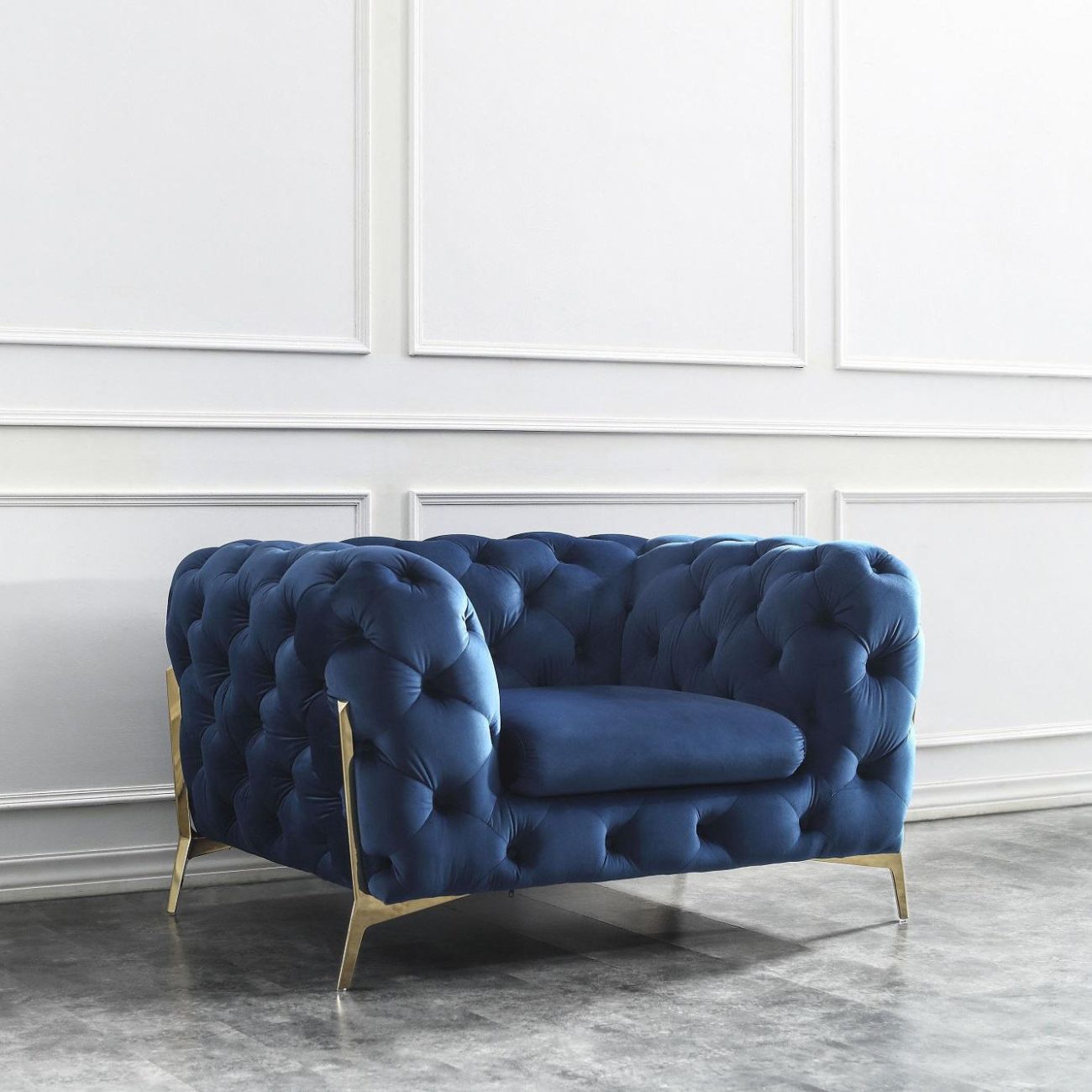 Chair - Multiple Colors -CW034