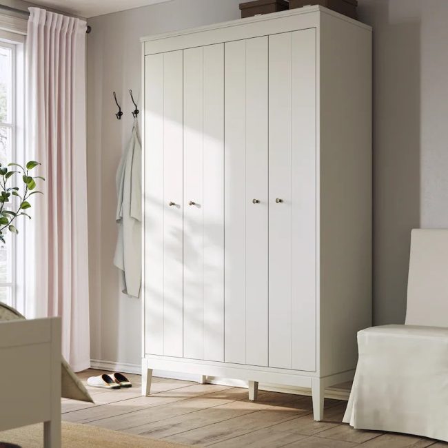 Wardrobe 200 x 121 cm - FW009
